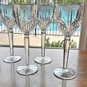 Waterford Crystal Star Pattern Wine Glass *Set of 4